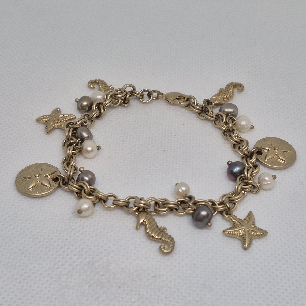 LIA SOPHIA Retired Gold Tone 'Under The Sea' Seashore Charm Bracelet - Picture 5 of 11